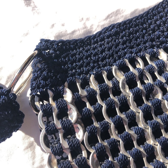 Soda pop-top crochet shoulder bag, 7X10 inches - Picture 3 of 6